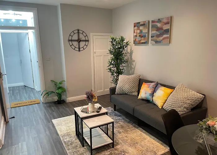 Cosy 2 Bed Wimbledon Apartment